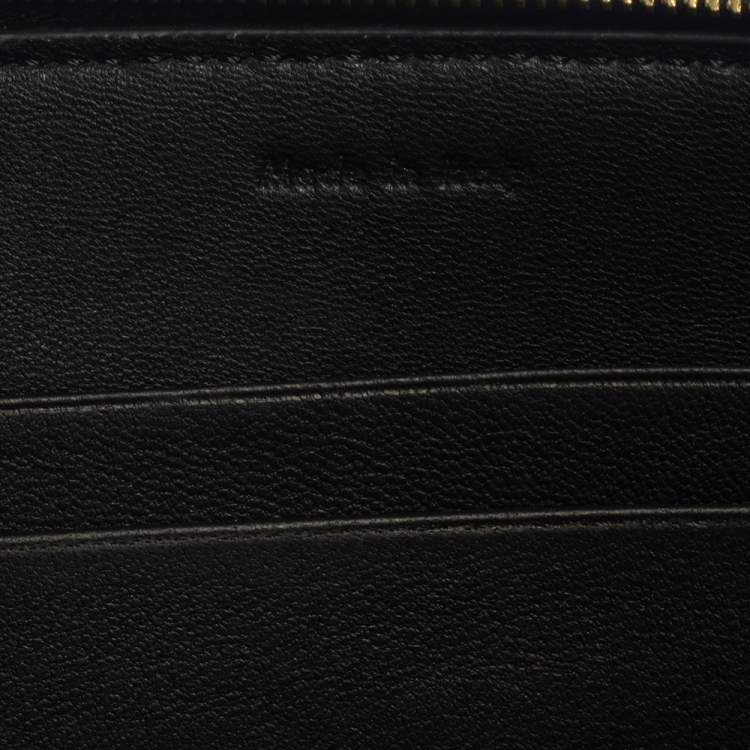 مملوكة مسبقًا Celine Tri Color Leather Pocket Envelope Clutch