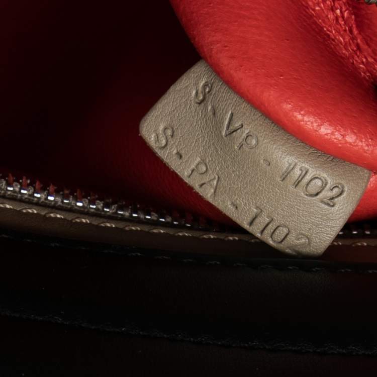 Pre Owned Celine Tricolor Leather and Suede Medium Trapeze Bag