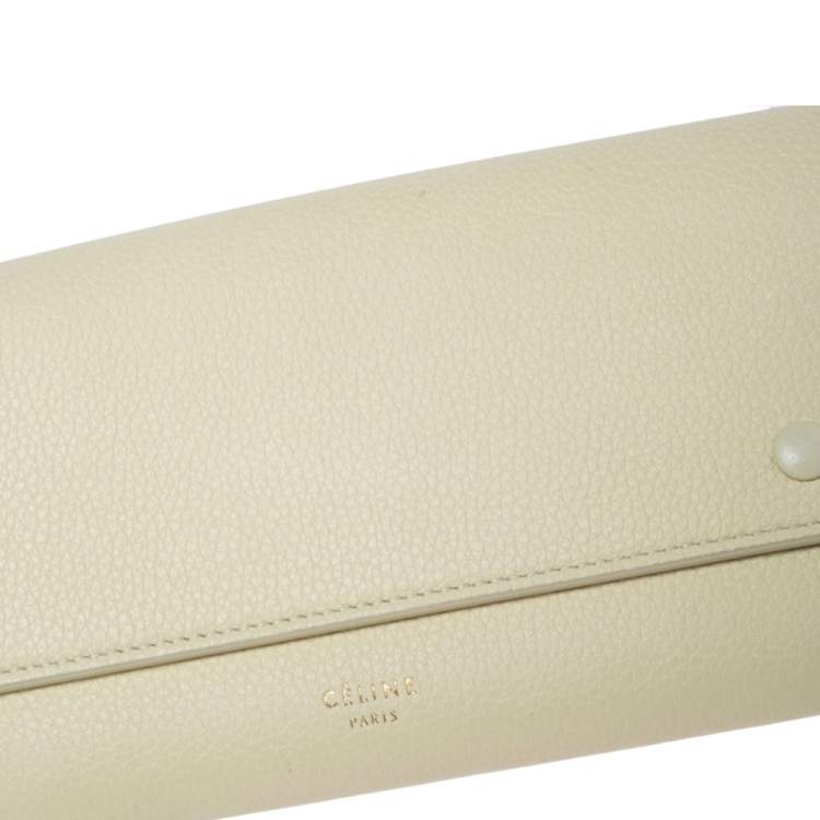 مملوكة مسبقًا Celine Light Yellow Leather Multifunction Flap Wallet 