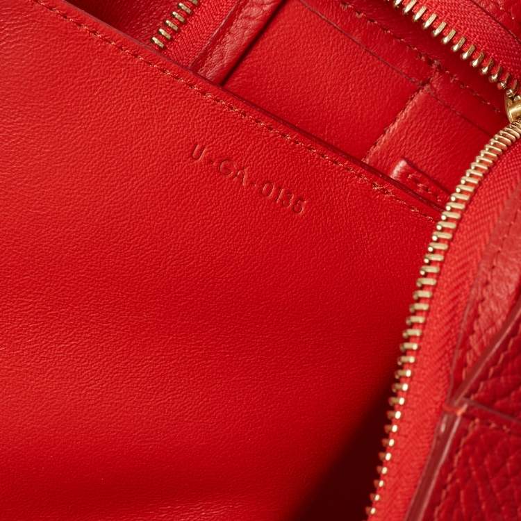 مملوكة مسبقًا Celine Red/Cream Leather Mini Belt Top Handle Bag