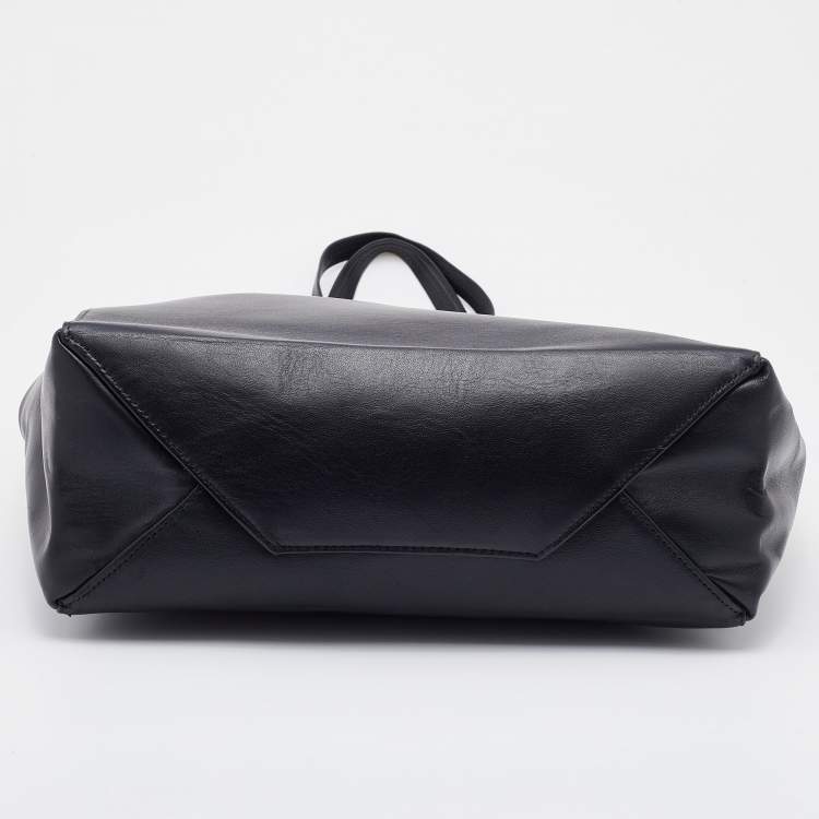 Pre Owned Celine Cream/Black Leather and Vinyl Vertical Cabas Tote