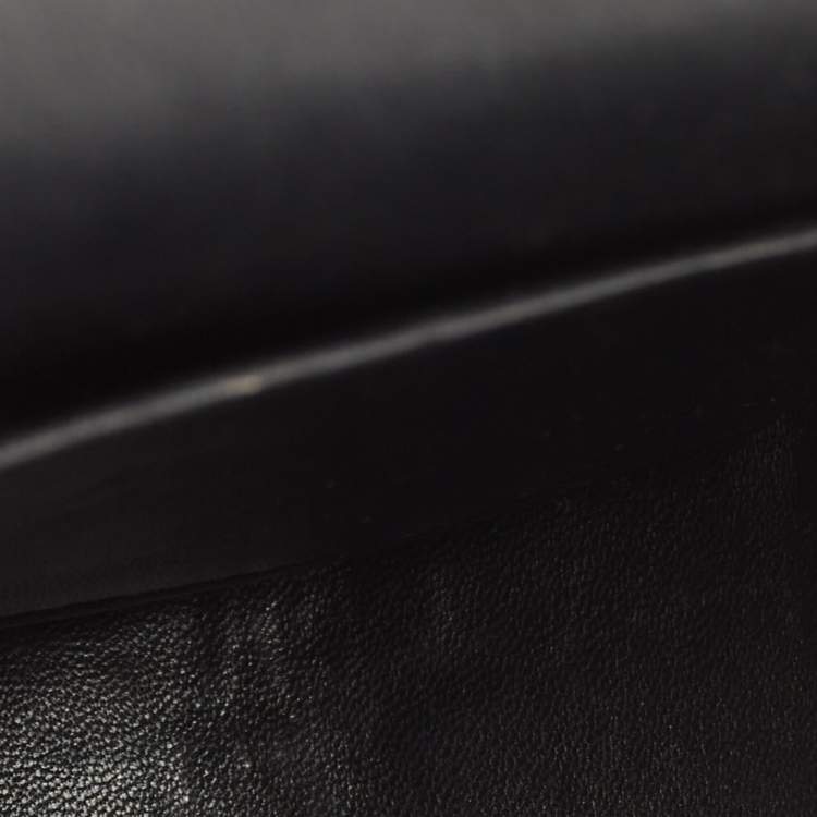 Pre Owned Celine Cream/Black Watersnake Small Trotteur Crossbody Bag