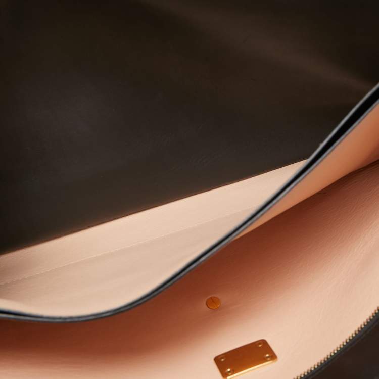 Pre Owned Celine Black Leather Clasp Flap Shoulder Bag