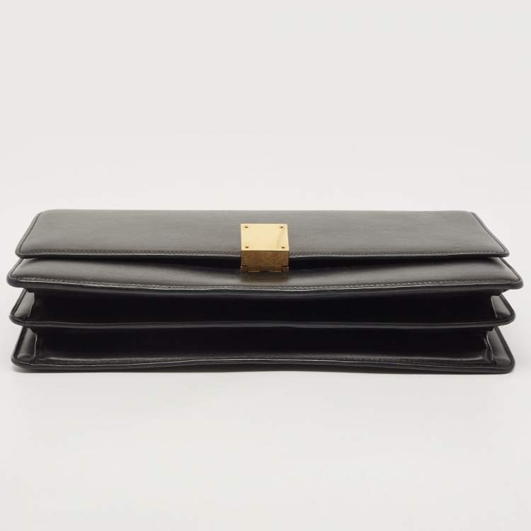 مملوكة مسبقًا Celine Black Leather Medium Case Chain Flap Shoulder Bag