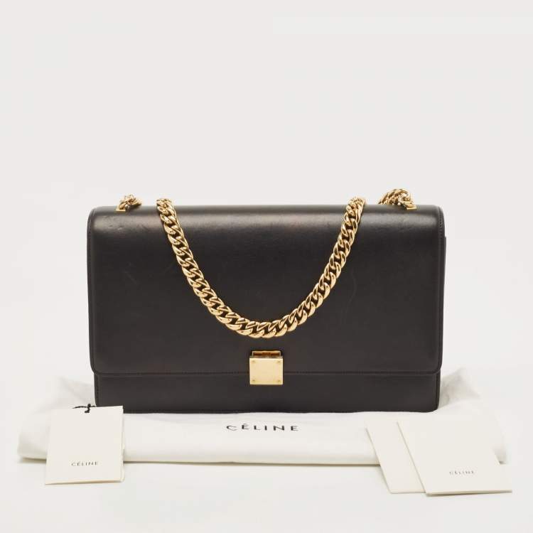 مملوكة مسبقًا Celine Black Leather Medium Case Chain Flap Shoulder Bag