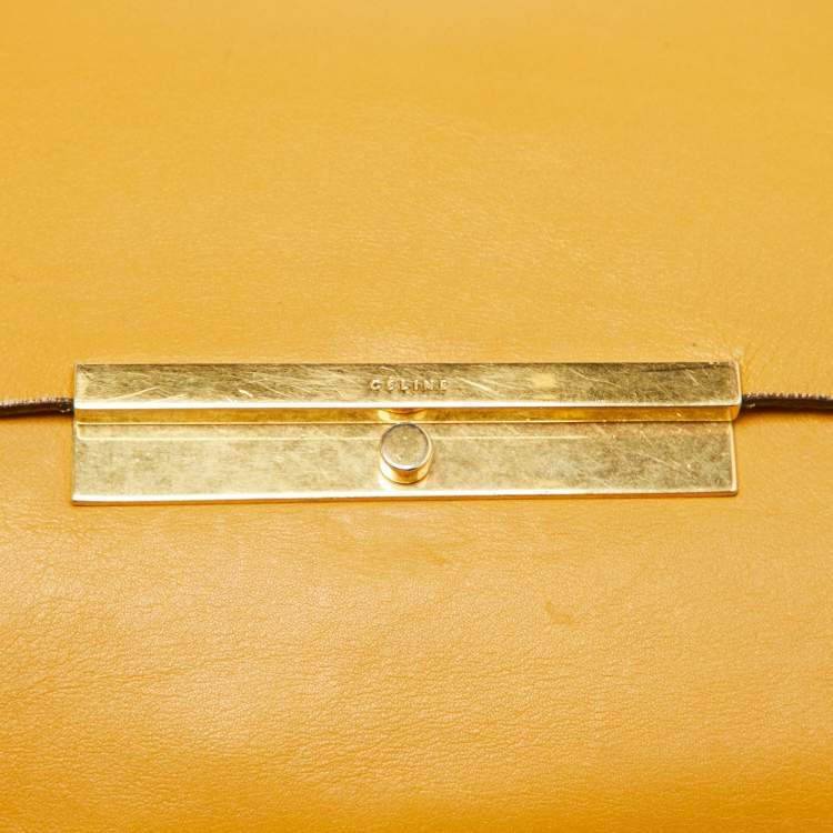 Pre Owned Celine Mustard/Black Leather Flap Blade Flap Bag