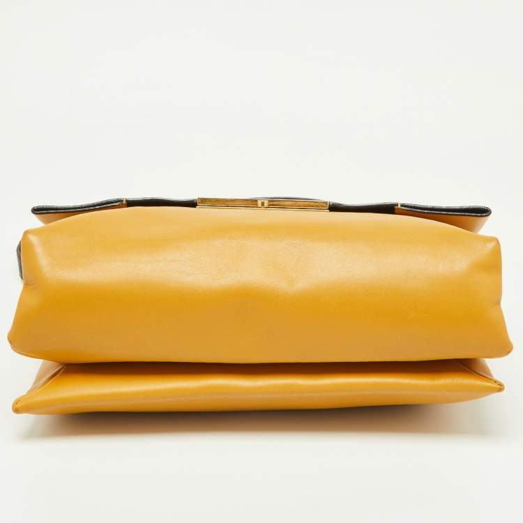 Pre Owned Celine Mustard/Black Leather Flap Blade Flap Bag