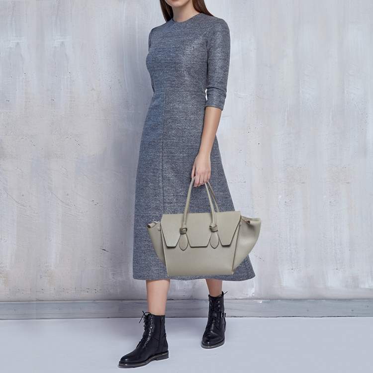 مملوكة مسبقًا Celine Grey Leather Mini Tie Tote
