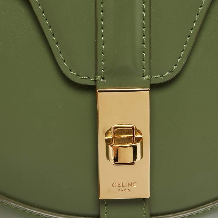 Pre Owned Celine Green Leather Small Besace 16 Shoulder Bag