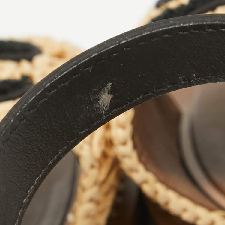 مملوكة مسبقًا Celine Beige/Black Leather and Raffia Ankle Strap Flat Sandals Size 39