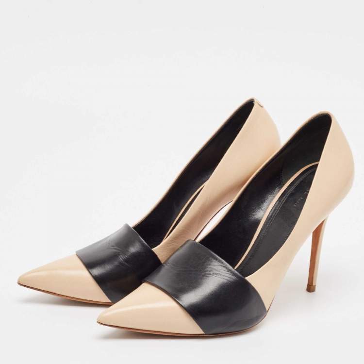 Pre Owned Celine Beige/Black Leather Pointed Toe Pumps Size 39