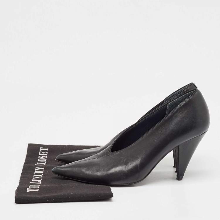 Pre Owned Celine Black Leather V Cut Pointed Toe Pumps Size 39