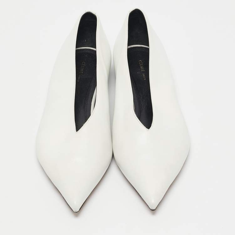 Pre Owned Celine White Leather V-Neck Ballet Flats Size 38.5