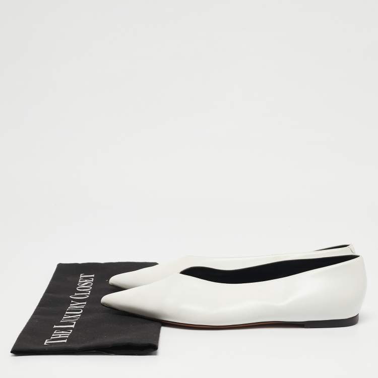Pre Owned Celine White Leather V-Neck Ballet Flats Size 38.5
