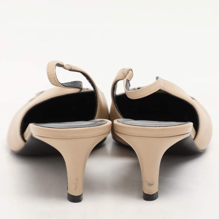 Pre Owned Celine Beige Leather Alma Triomphe Pumps Size 38
