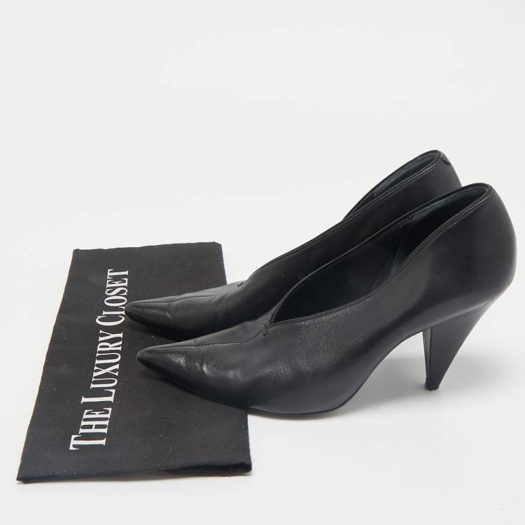 Pre Owned Celine Black Leather V Neck Pumps Size 38