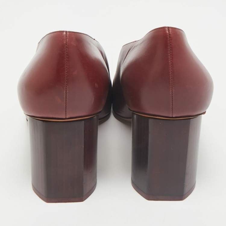 Pre Owned Celine Burgundy Leather V Neck Round Toe Block Heel Pumps Size 40.5