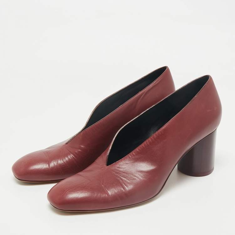 Pre Owned Celine Burgundy Leather V Neck Round Toe Block Heel Pumps Size 40.5