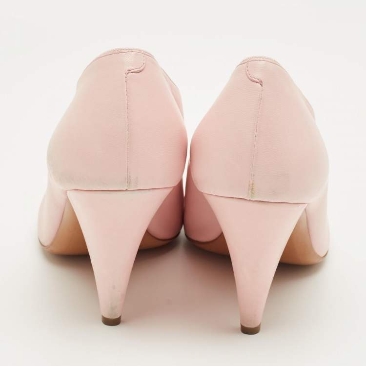 Pre Owned Celine Pink Leather V Neck Nappa Pumps Size 39.5