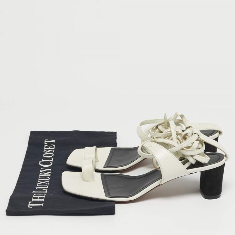 مملوكة مسبقًا Celine White Leather Toe Ring Ankle Wrap Sandals Size 38.5