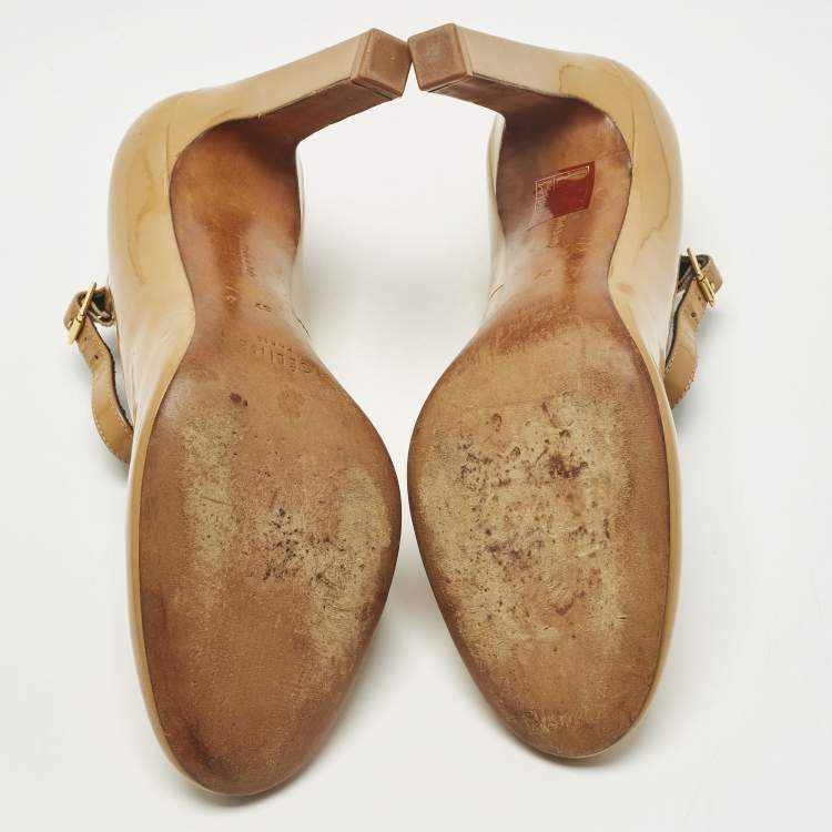 Pre Owned Celine Size 37 Beige Patent Leather Mary Jane Pumps