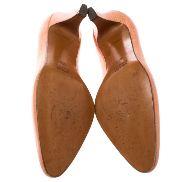 Pre Owned Celine Peach Pink Leather Pumps Size 37.5