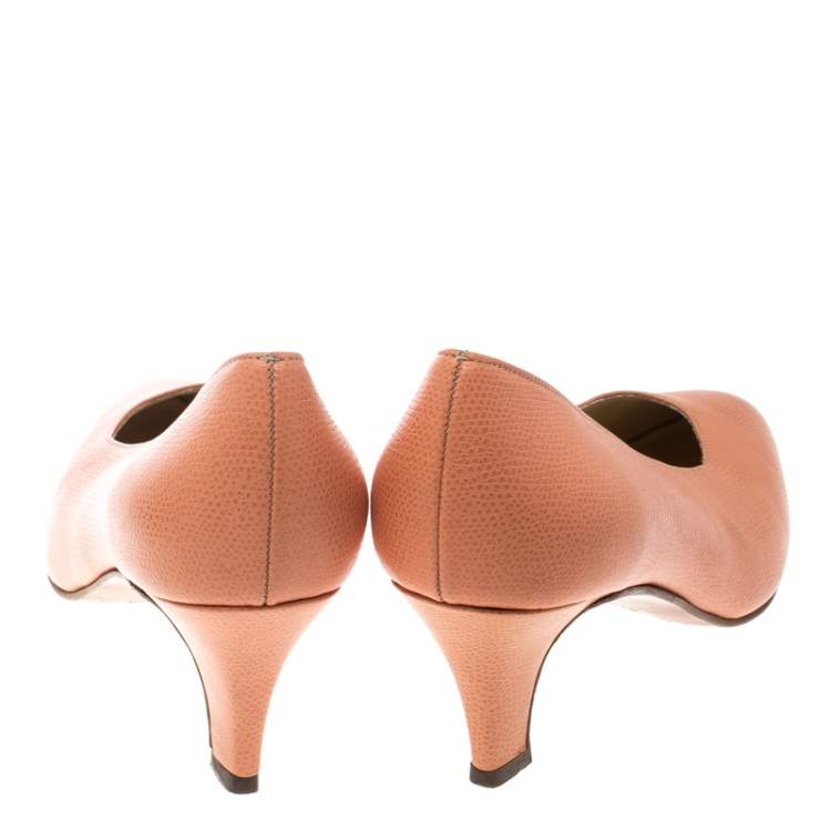 Pre Owned Celine Peach Pink Leather Pumps Size 37.5