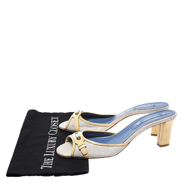 Pre Owned Celine Off-white/Yellow Macadam Canvas And Patent Trim Slide Sandals Size 40