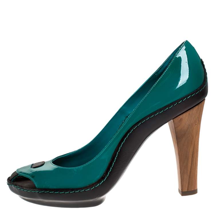 Pre Owned Celine Green/Black Patent And Leather Wooden Heels Pumps Size 38