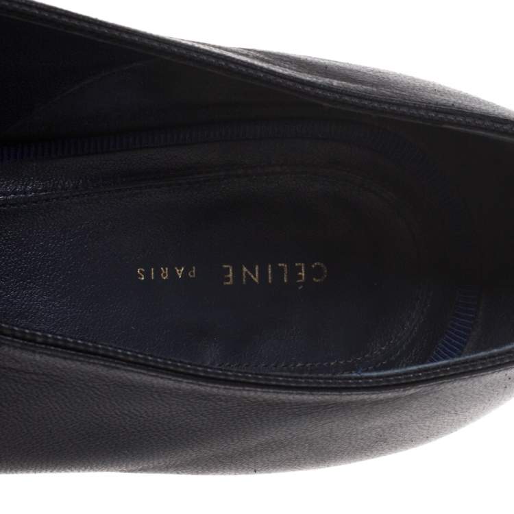 Pre Owned Celine Black Leather V Neck Pointed Toe Pumps Size 40