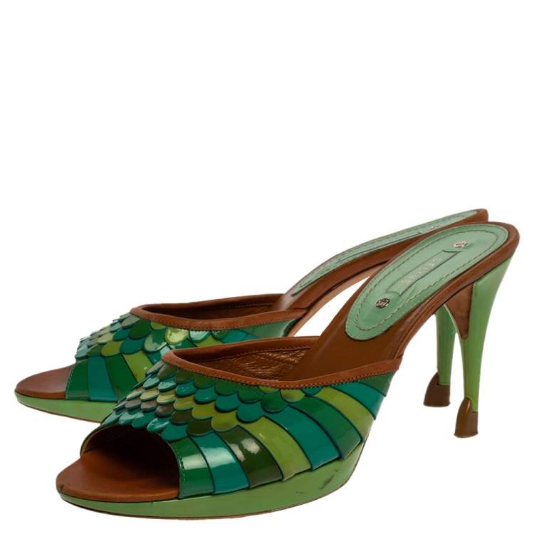 Pre Owned Celine Green Patent And Leather Trim Scalloped Open Toe Sandals Size 40