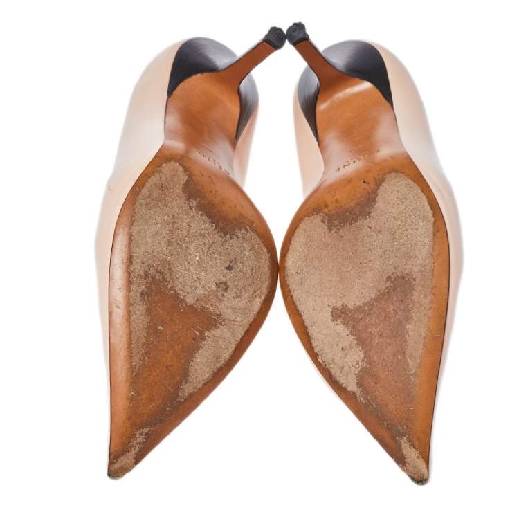 Pre Owned Celine Blush Pink Leather V Neck Pointed Toe Pumps Size 40