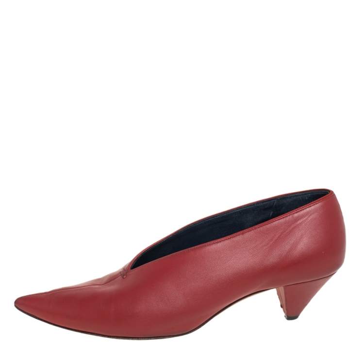 Pre Owned Celine Brown Leather V Neck Pointed Toe Pumps Size 38
