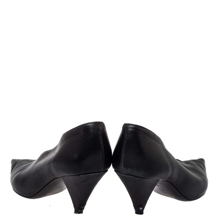 Pre Owned Celine Black Leather V Neck Pointed Toe Pumps Size 37.5