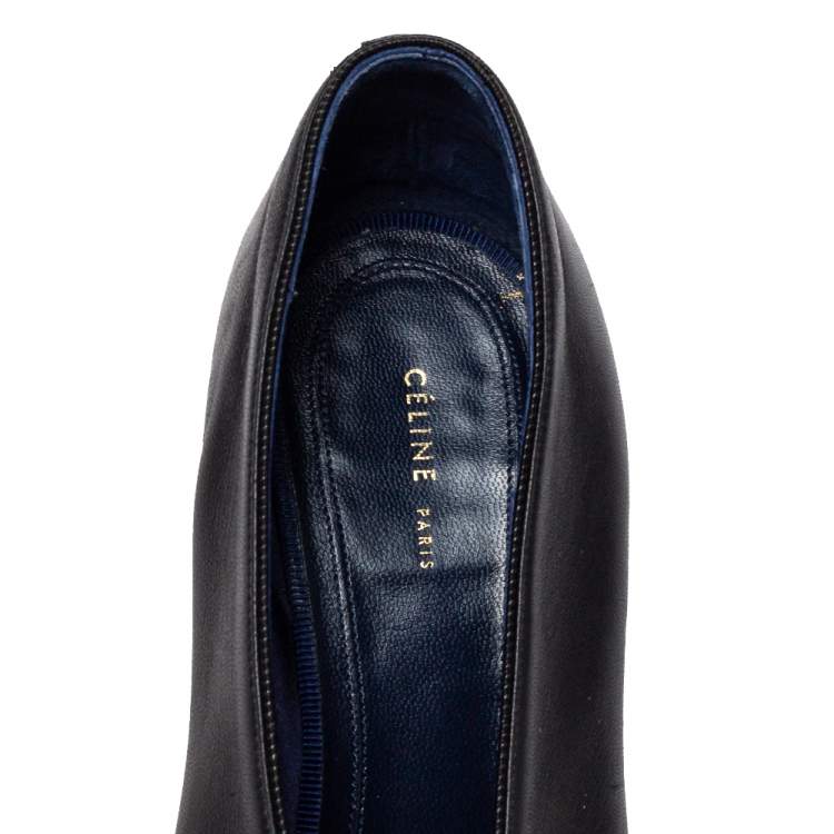Pre Owned Celine Black Leather V Neck Pointed Toe Pumps Size 37.5