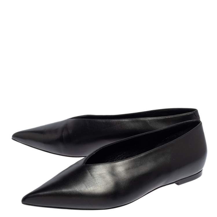 Pre Owned Celine Black Leather V-Neck Ballet Flats Size 37.5