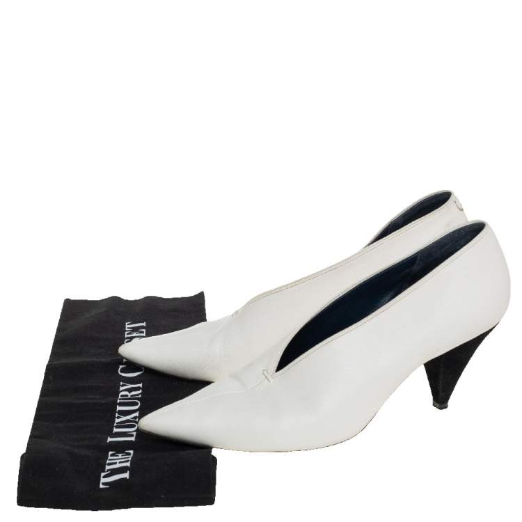 Pre Owned Celine White Leather V-Neck Pointed Toe Pumps Size 38