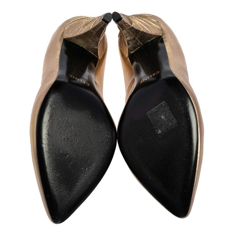 Pre Owned Celine Metallic Gold Leather V Neck Cone Heel Pumps Size 39