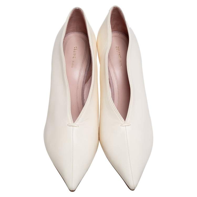 Pre Owned Celine Cream Leather V Neck Pointed Toe Pumps Size 37