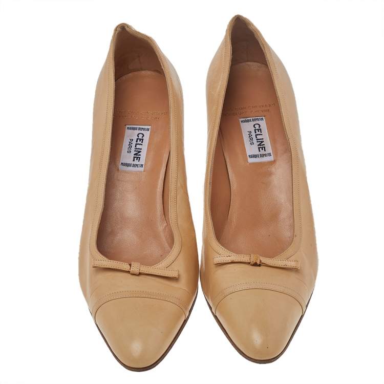 Pre Owned Celine Beige Leather Bow Detail Pumps Size 39