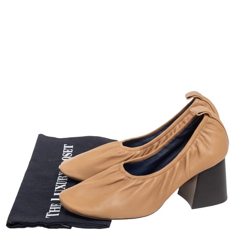 Pre Owned Celine Beige Leather Scrunch Ballerina Block Heel Pumps Size 39