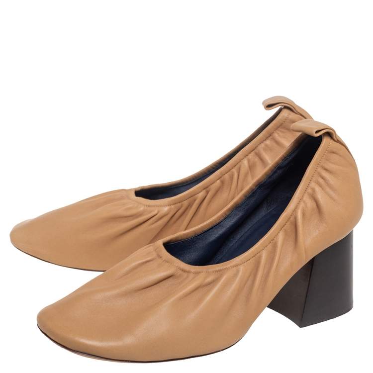 Pre Owned Celine Beige Leather Scrunch Ballerina Block Heel Pumps Size 39