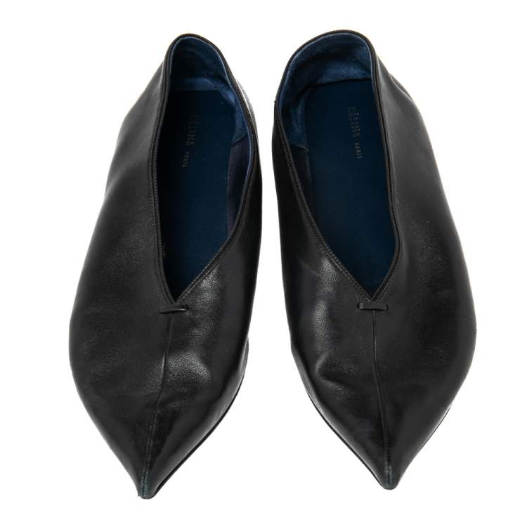 Pre Owned Celine Black Leather V Neck Pointed Toe Flats Size 35