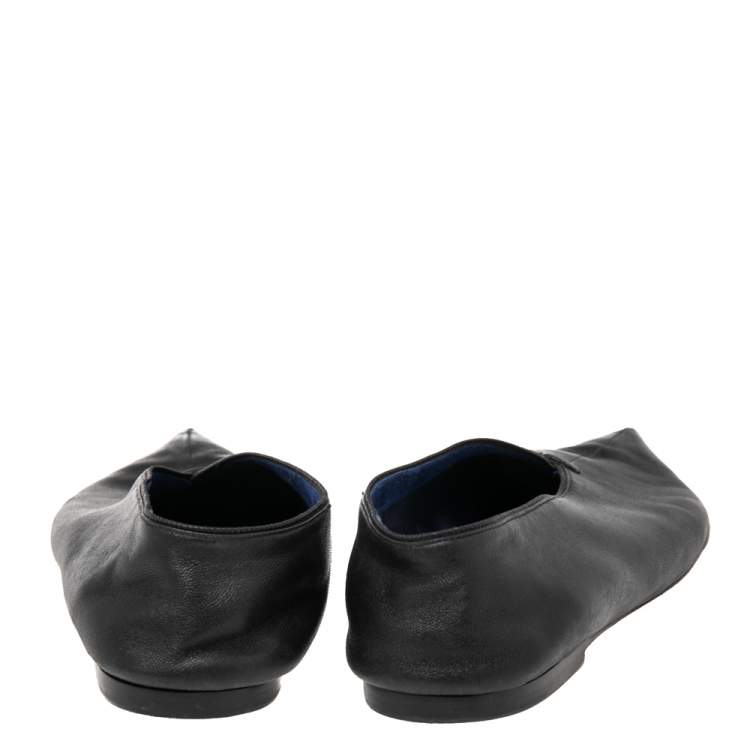 Pre Owned Celine Black Leather V Neck Pointed Toe Flats Size 35