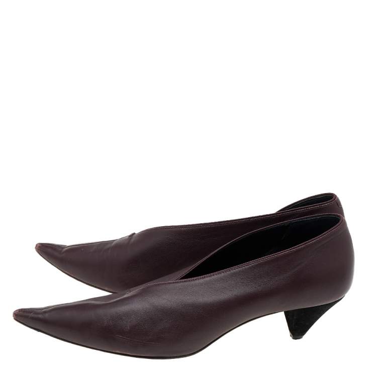 Pre Owned Celine Burgundy Leather V Neck Pointed Toe Pumps Size 41