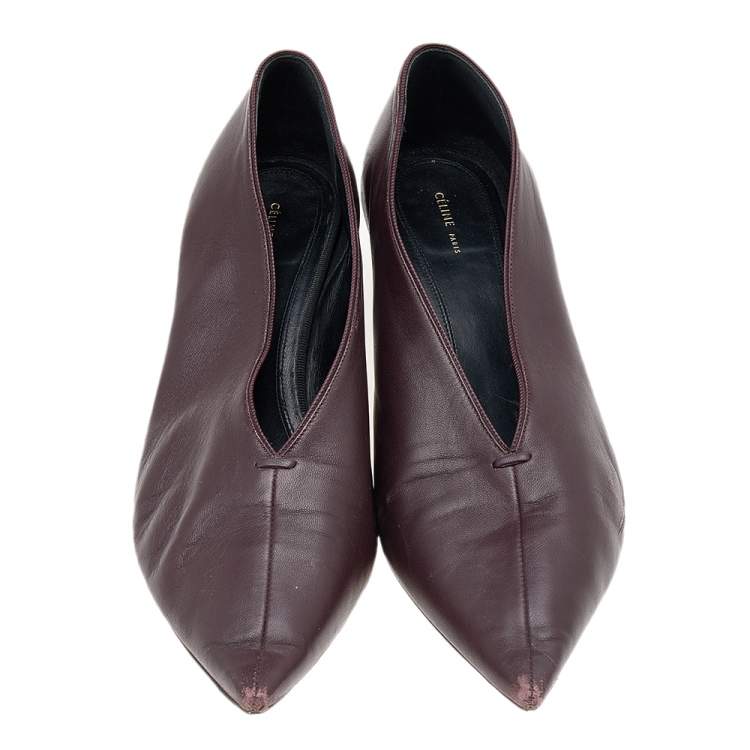 Pre Owned Celine Burgundy Leather V Neck Pointed Toe Pumps Size 41