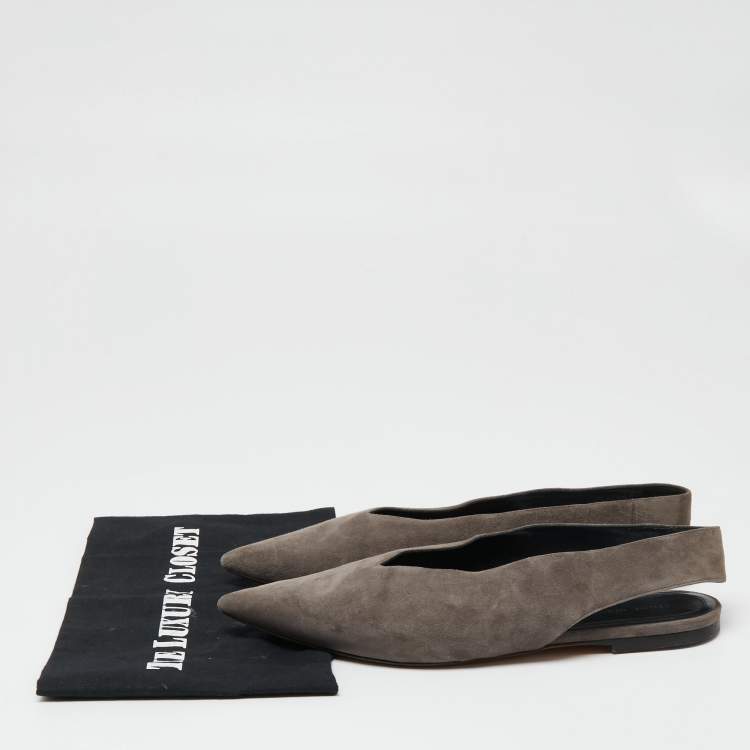 مملوكة مسبقًا Celine Grey Suede V Neck Slingback Flats Size 40