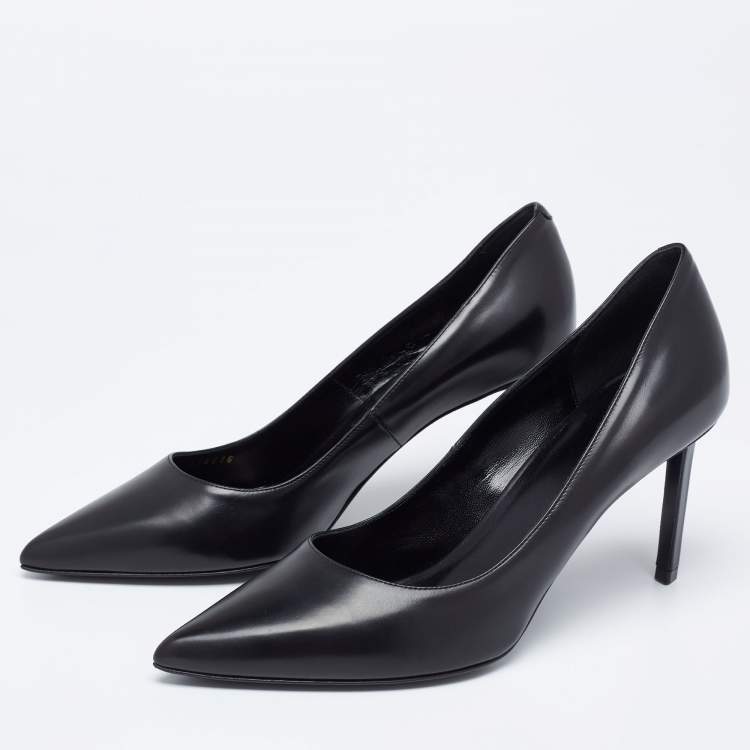Pre Owned Celine Black Leather Pointed Toe Pumps Size 38