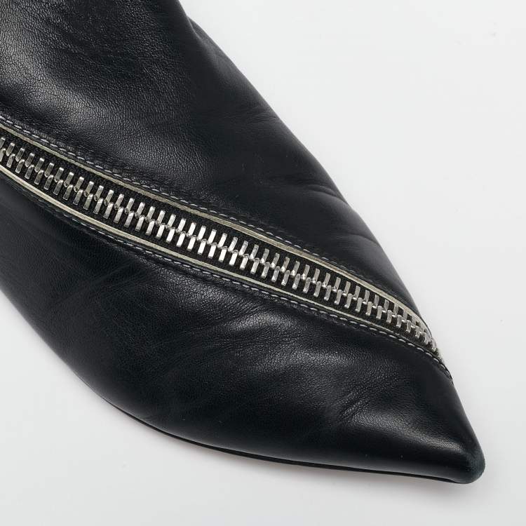 Pre Owned Celine Black Leather V Neck Pointed Toe Flats Size 36.5