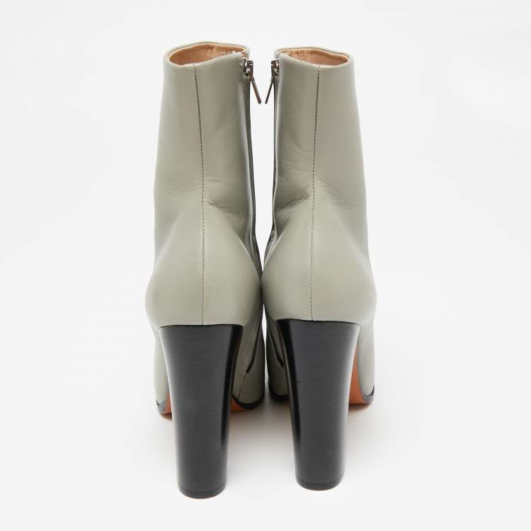 Pre Owned Celine Grey Leather Zip Up Ankle Boots Size 38